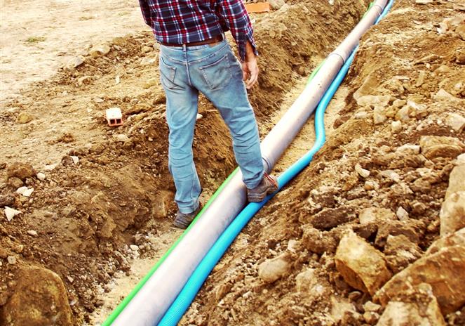 pose de canalisation à arzal