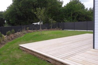 Paysagiste Sarzeau, aménagement jardin Sarzeau après avec gazon et plantation